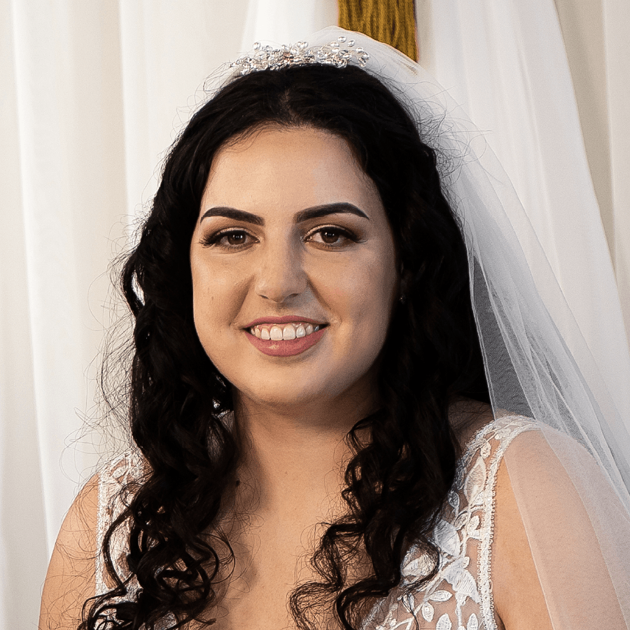 Pricing - Planning your perfect wedding day shouldn’t be complicated. At Belle Vie, our all-inclusive and customizable wedding packages in Ingersoll, Ontario make celebrating easy and stress-free.